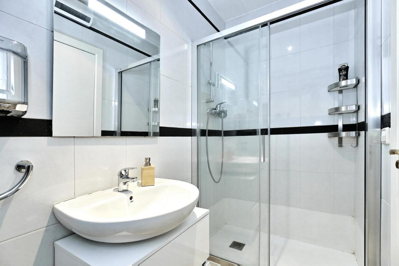 Casa Nou 2 Rooms & Boutique ชีโรนา ภายนอก รูปภาพ